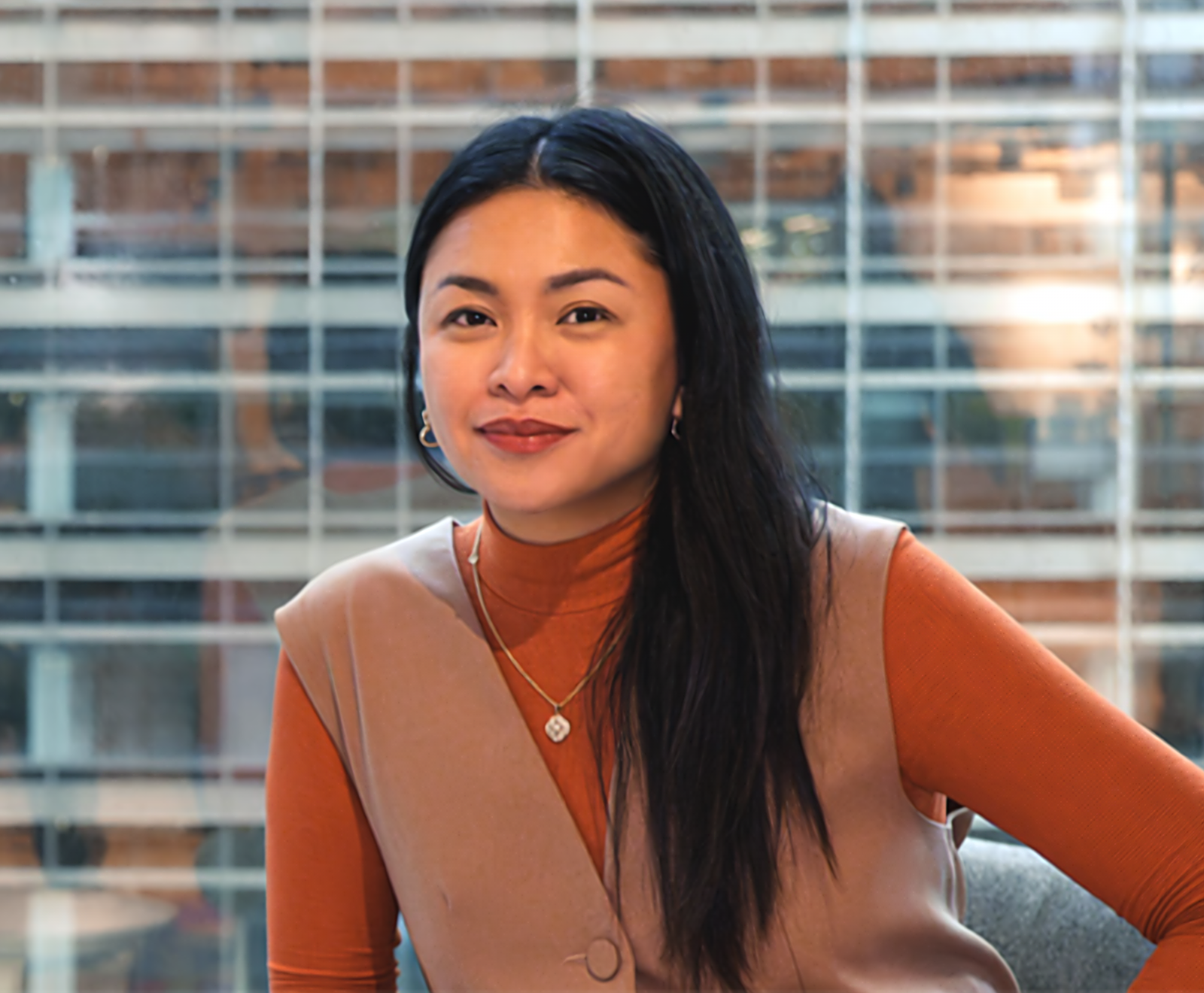 Portrait of Cien Solon, Founder and CEO of LaunchLemonade